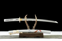 Alternative view of Koi Wakizashi - Ręcznie Kuty Wakizashi ze Stali Węglowej 1065
